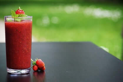 Blend Your Way to Summer Bliss: The Top 5 Blenders for Frozen Drinks